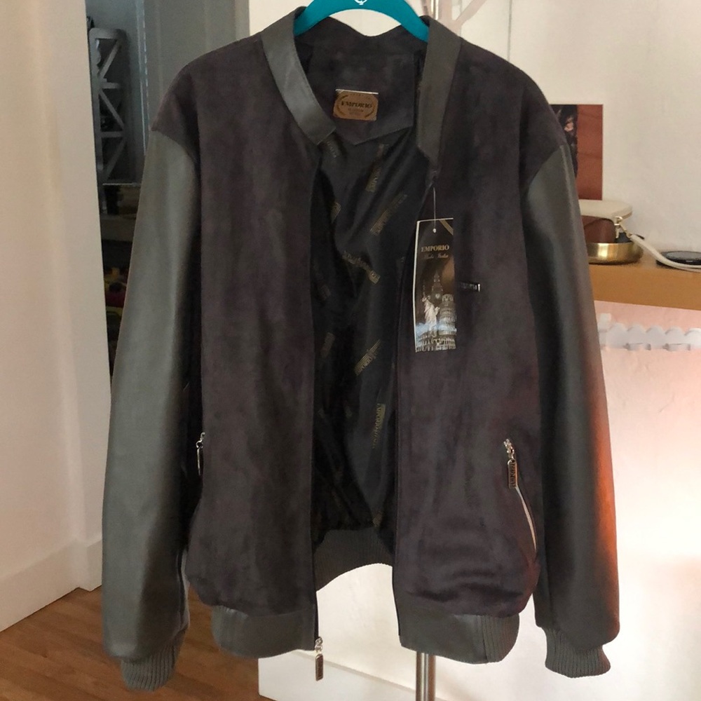 Jacket - Picture 2 of 5
